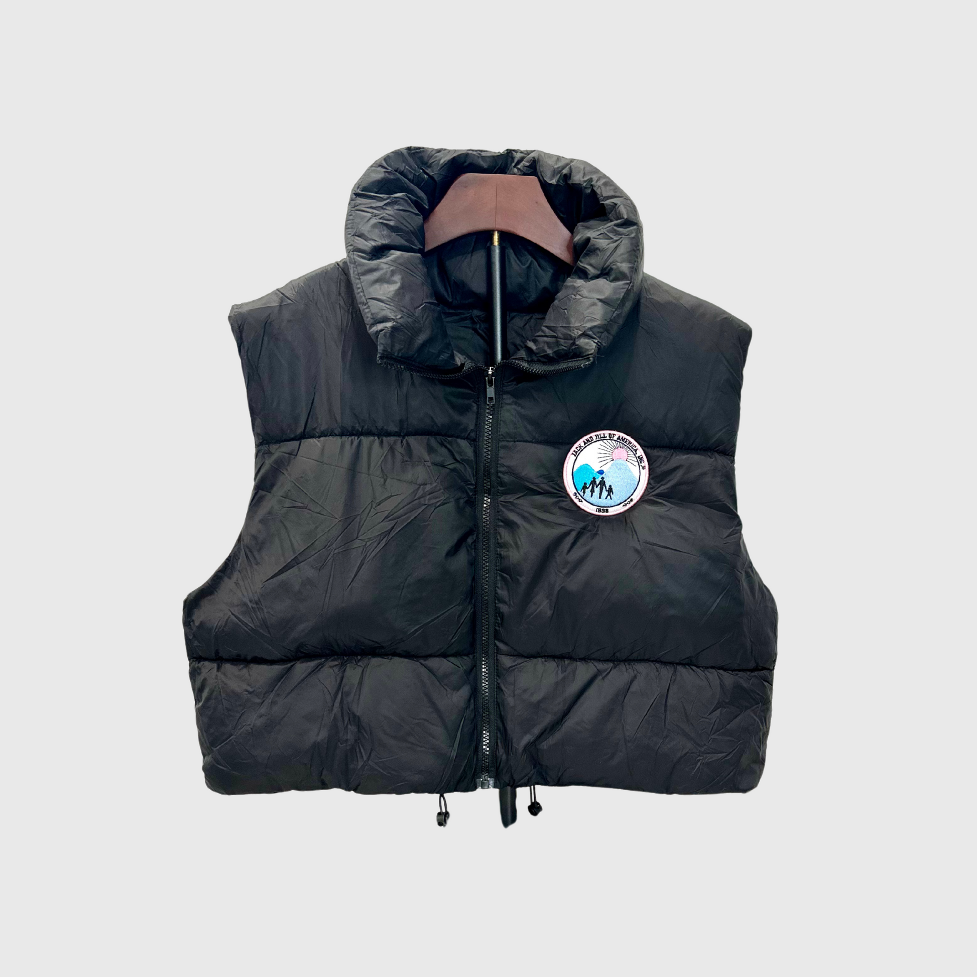 jack and jill of america apparel - cropped puffer vest with embroidered logo patch