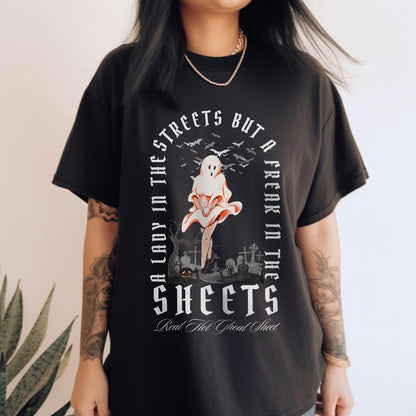 lady in the street halloween shirt-black